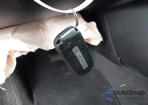 2019 Jeep Compass Limited 4X4 from USA, damaged, VIN 3C4NJDCBXKT753483